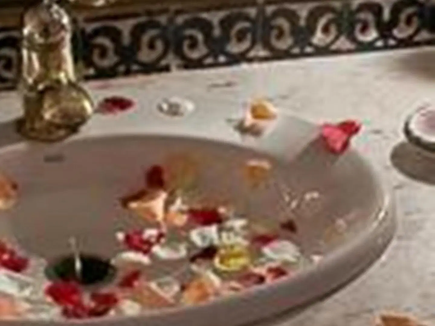 Riad El Yacout RESTAURANT