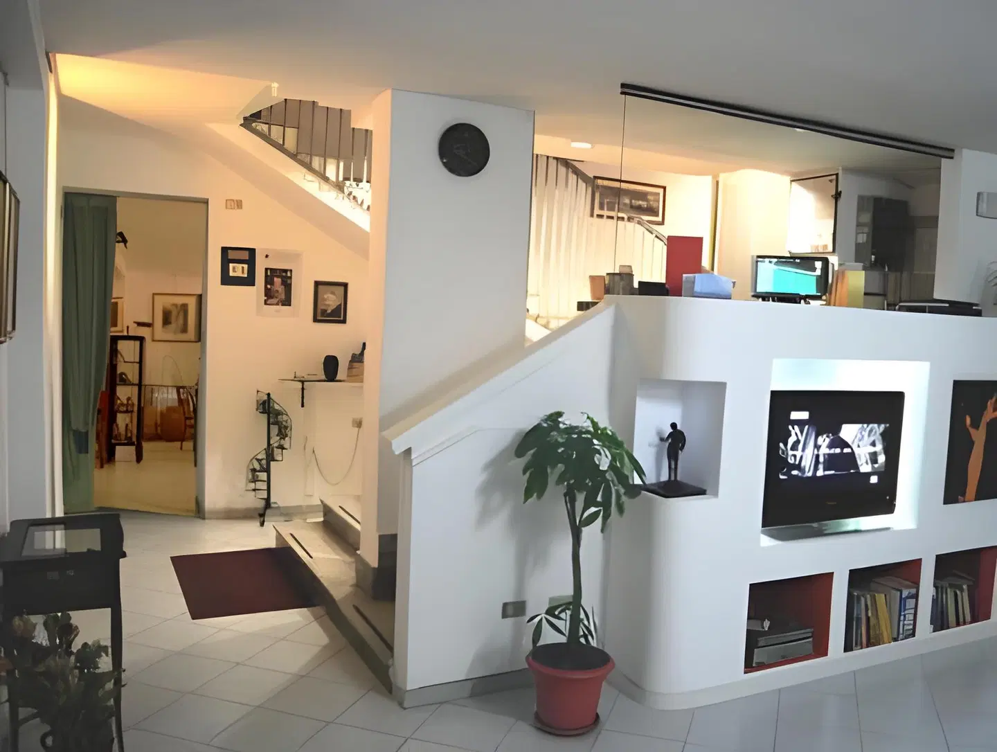 Calypso LOUNGE_LOBBY