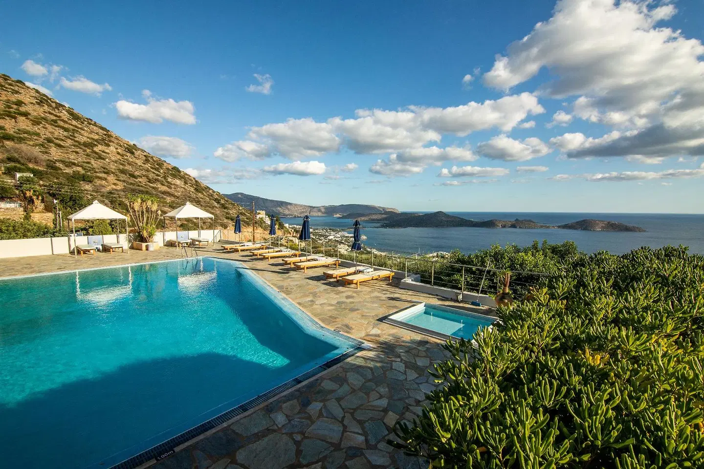Adrakos Apartments OUTDOOR_POOL