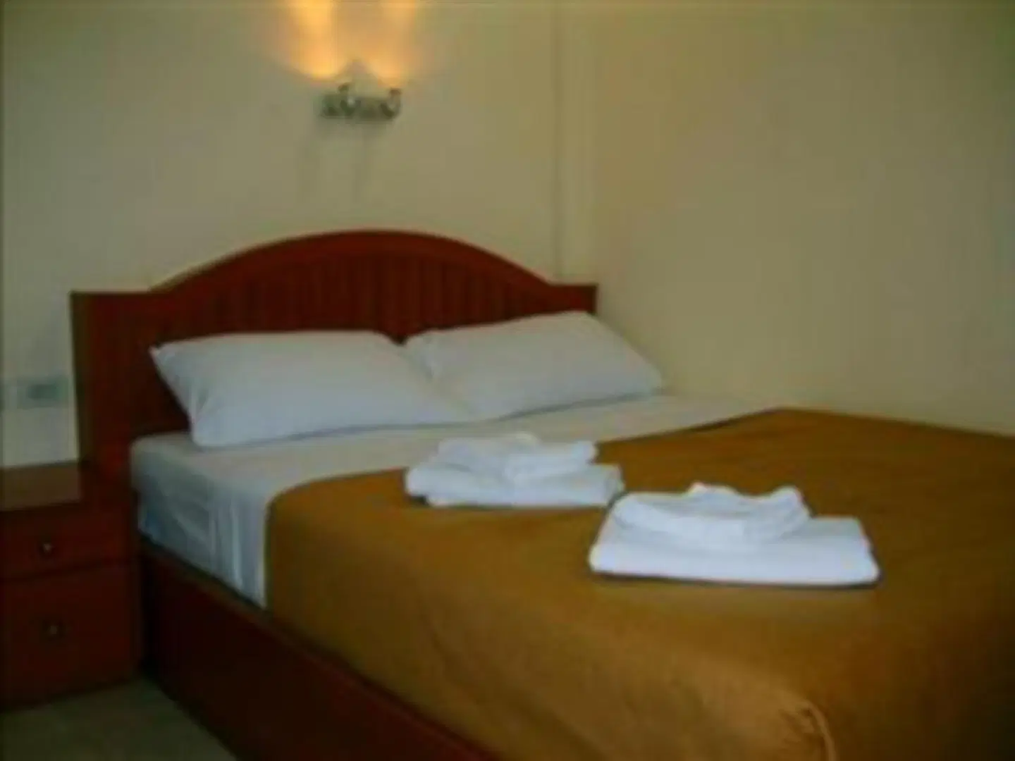 Grand crown Hotel ROOM_EXAMPLE