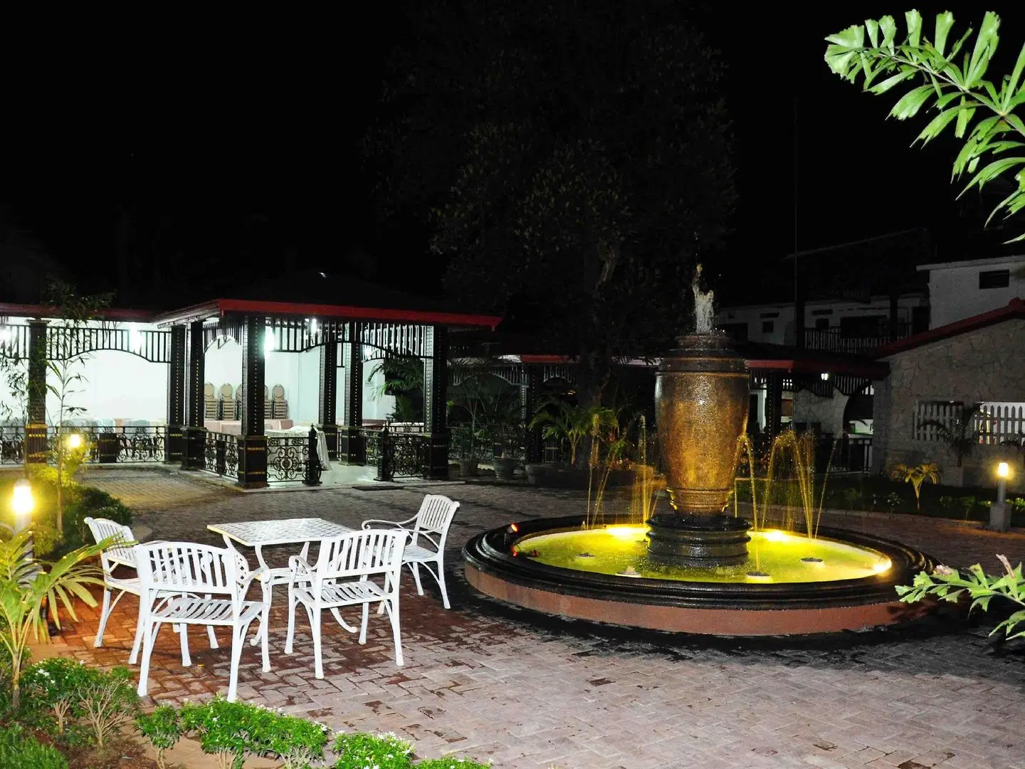 Grand crown Hotel BAR
