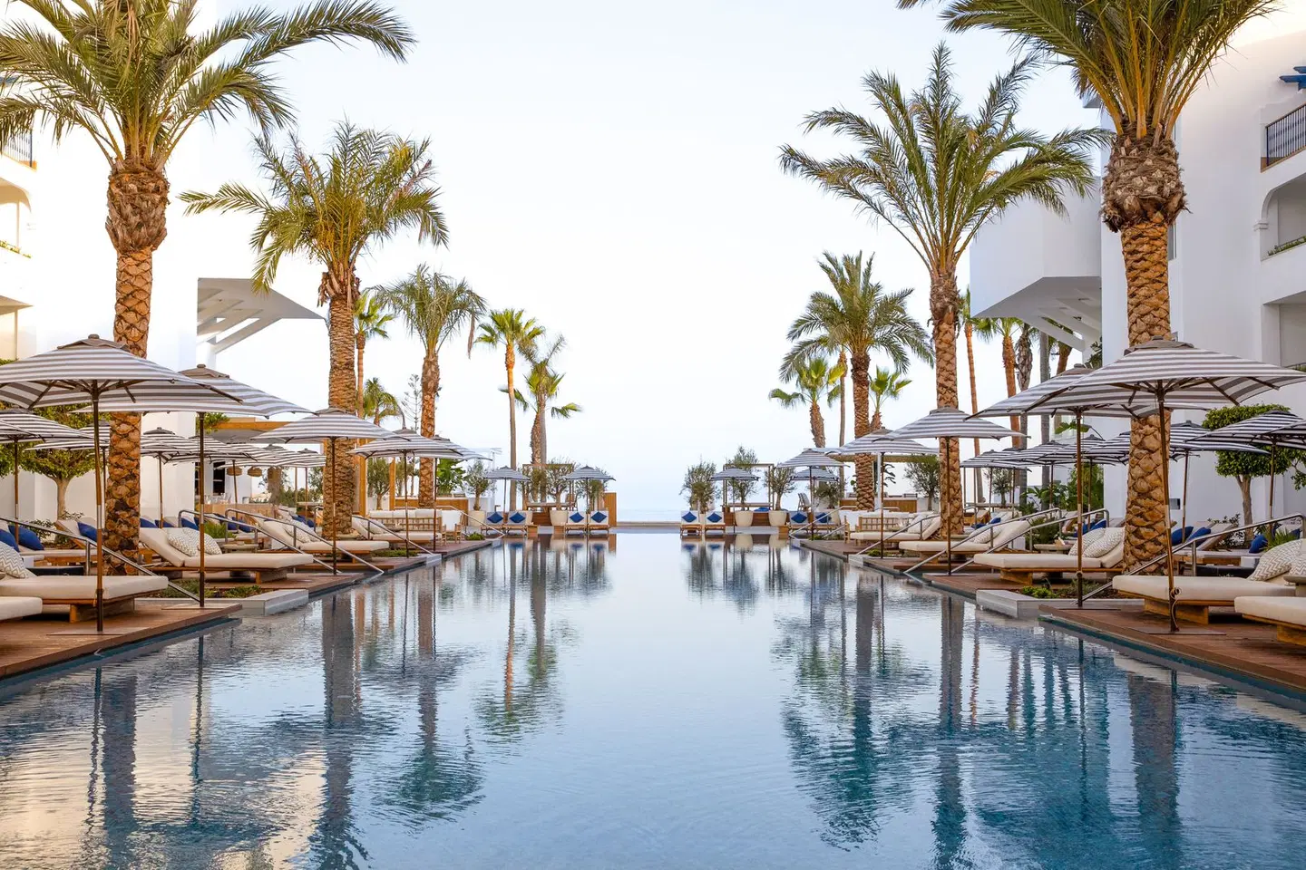METT Hotel & Beach Resort Marbella - Estepona OUTDOOR_POOL