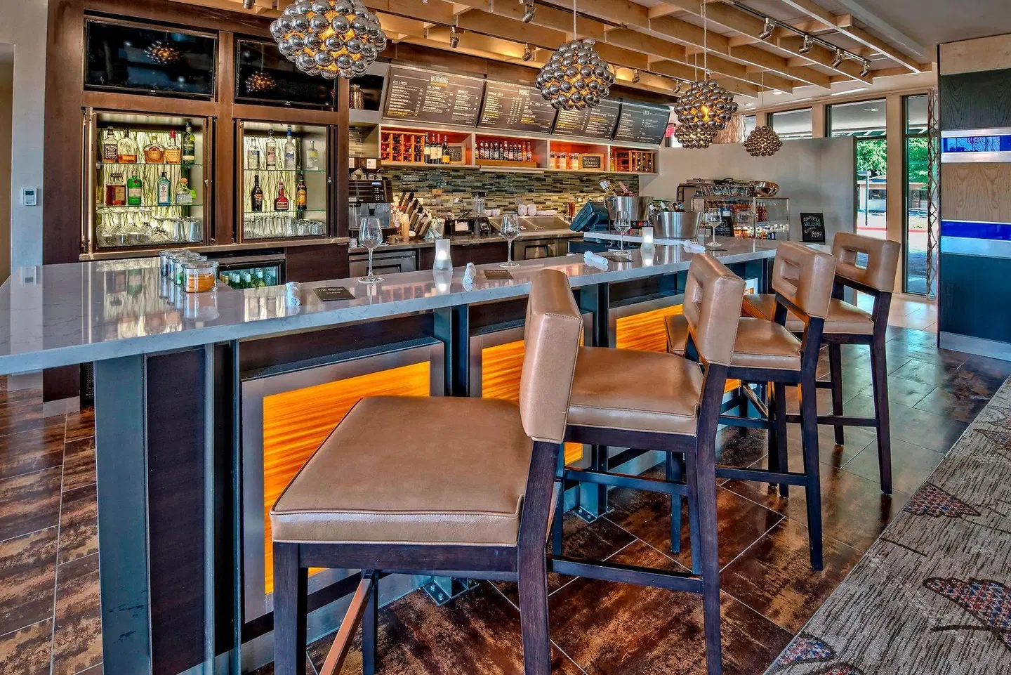 Courtyard by Marriott Oxford Bar