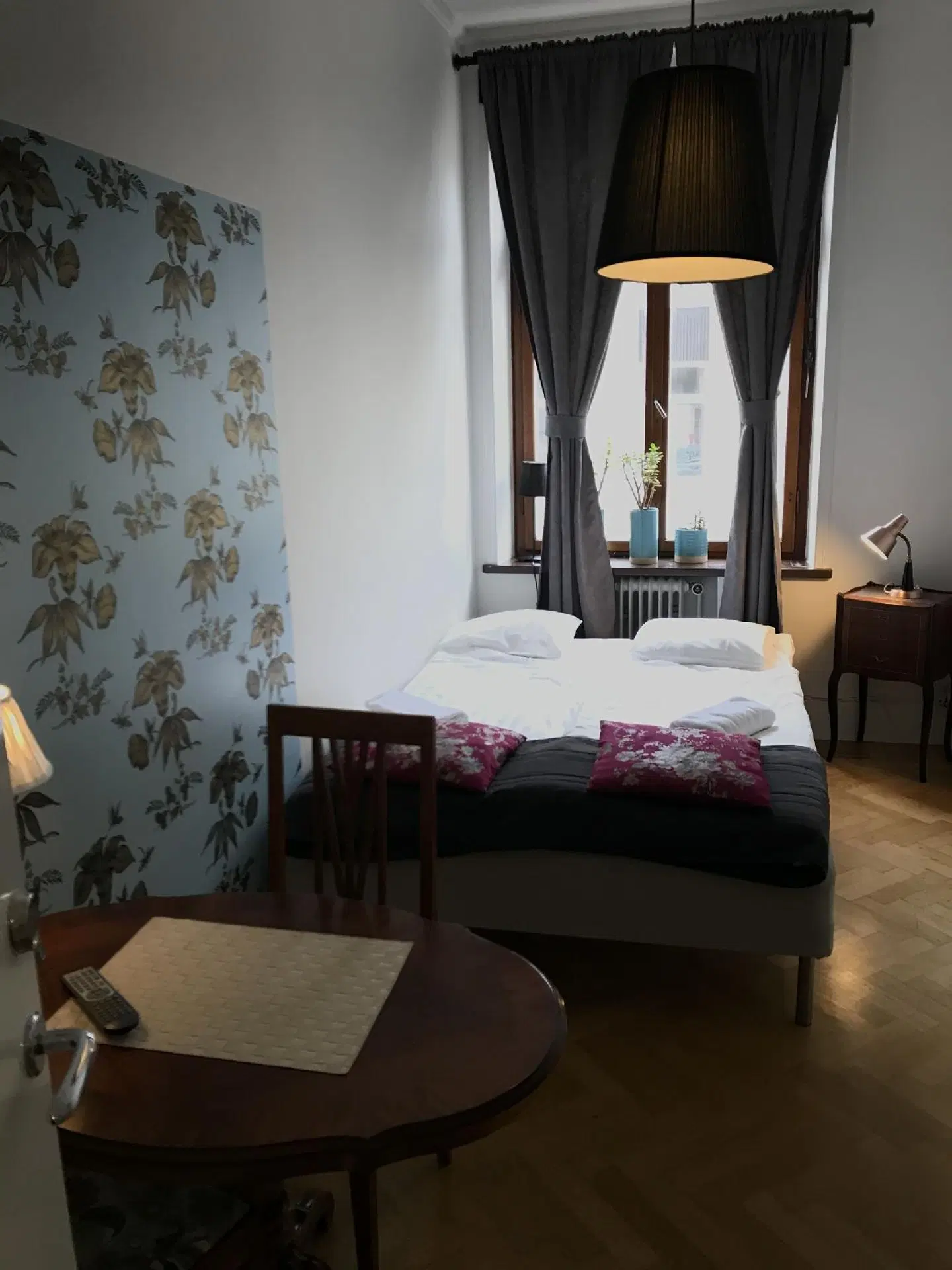 Systrar & Bönor Bed and Breakfast ROOM_EXAMPLE