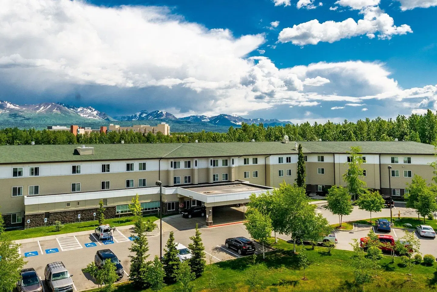 SpringHill Suites by Marriott Anchorage University Lake EXTERIOR