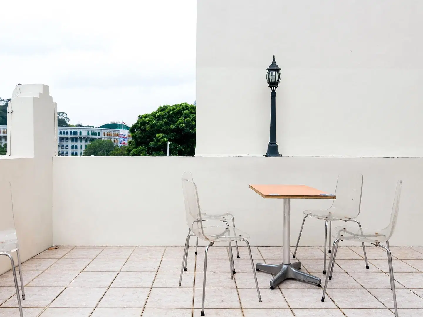 Jayleen Clarke Quay Hotel Terrasse