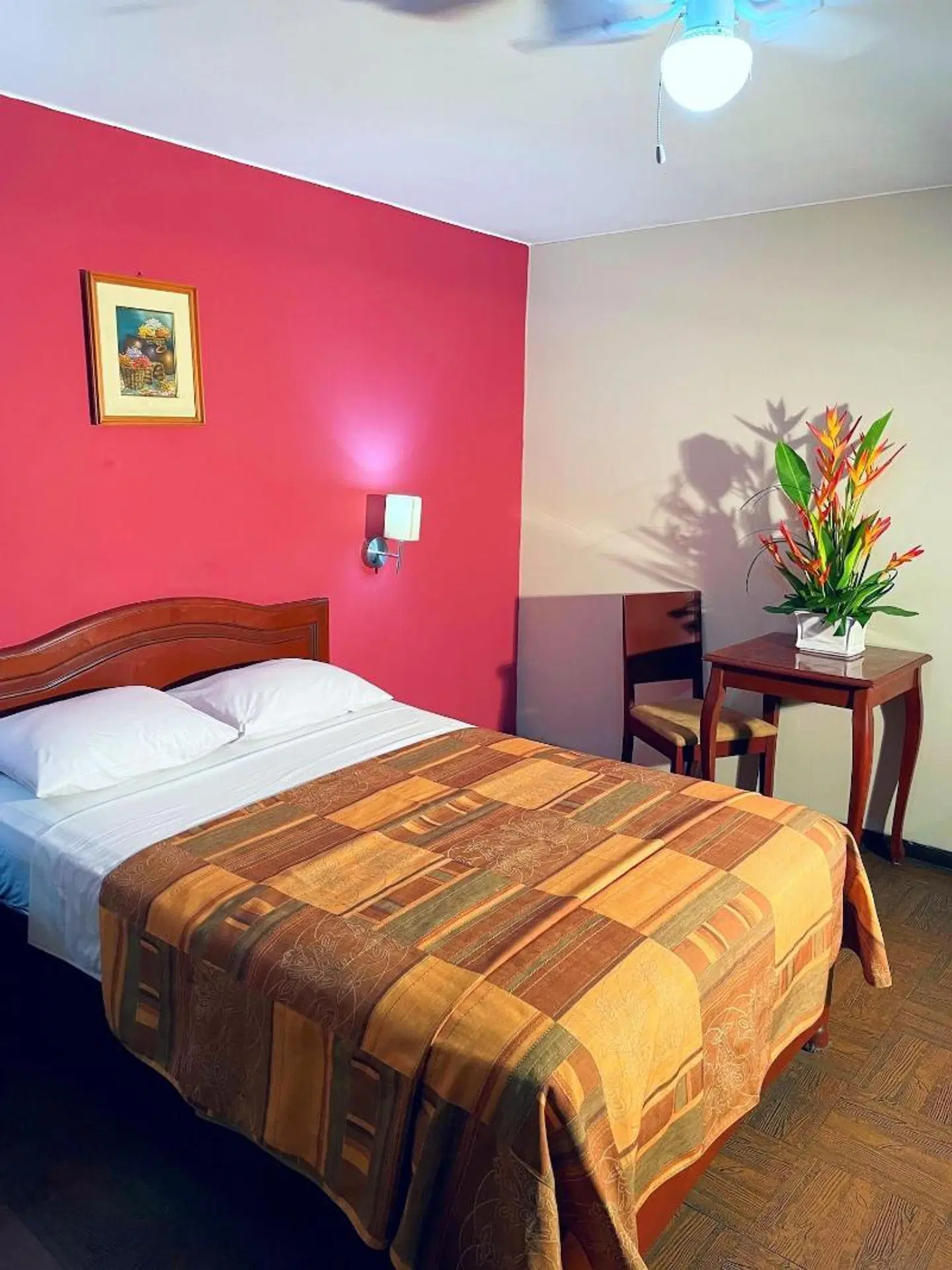 Asturias Inn ROOM_EXAMPLE