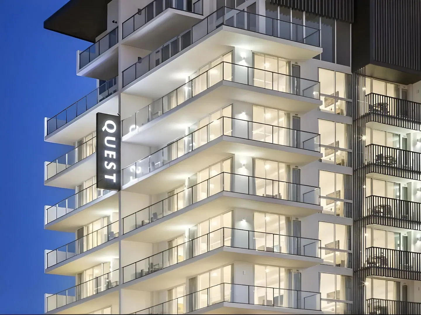 Quest Mackay on Gordon EXTERIOR