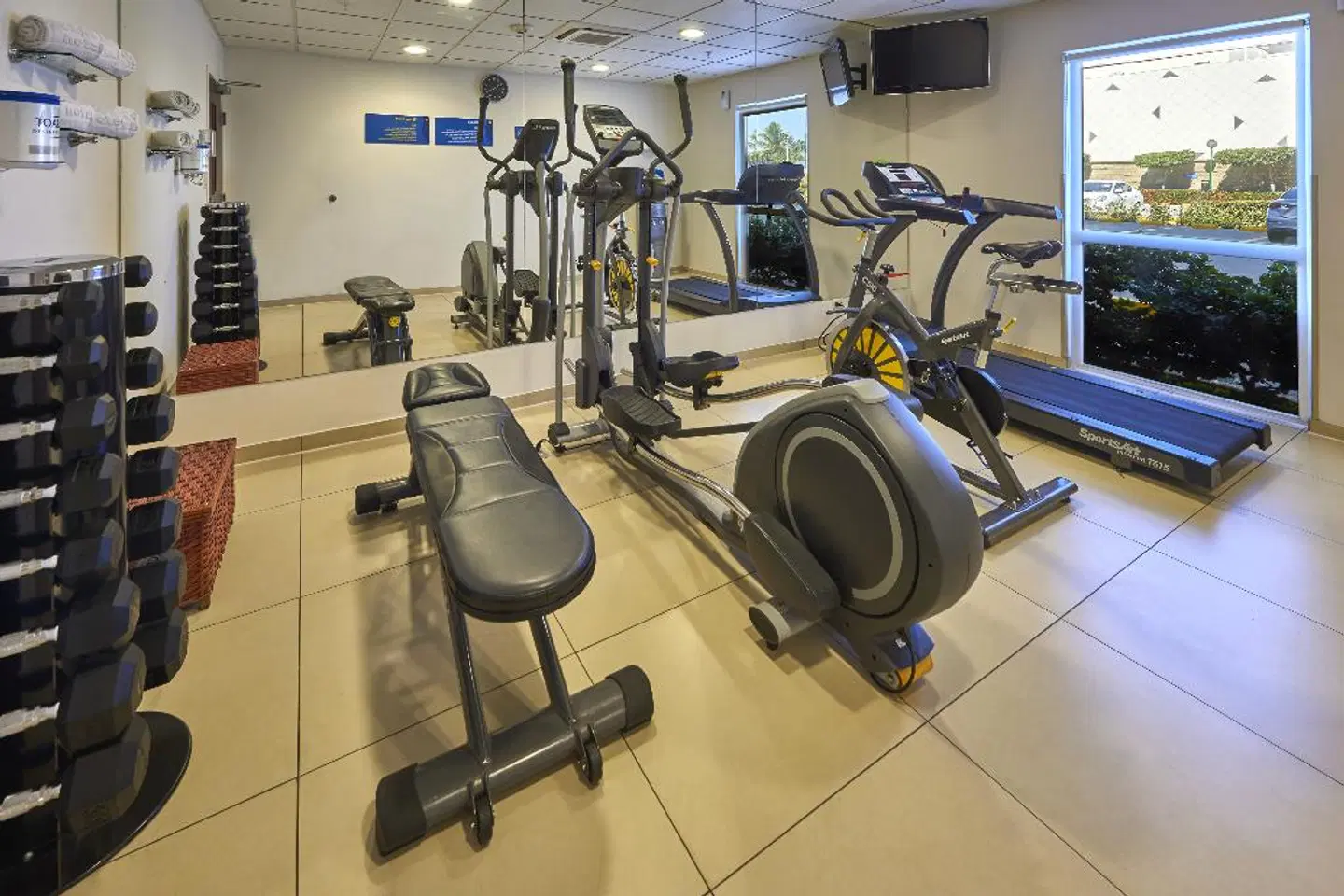 City Express Manzanillo SPORTS_AND_LEISURE