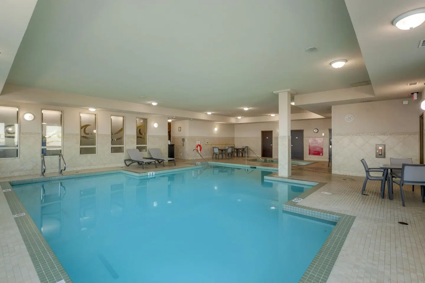 Best Western Plus Sherwood Park Inn & Suites INDOOR_POOL
