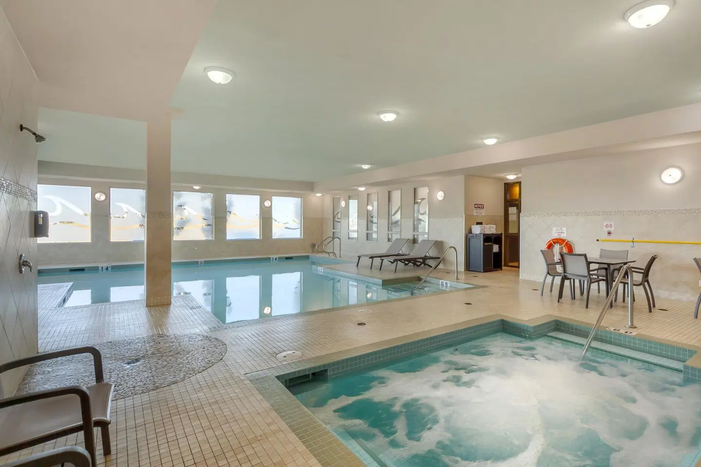 Best Western Plus Sherwood Park Inn & Suites INDOOR_POOL