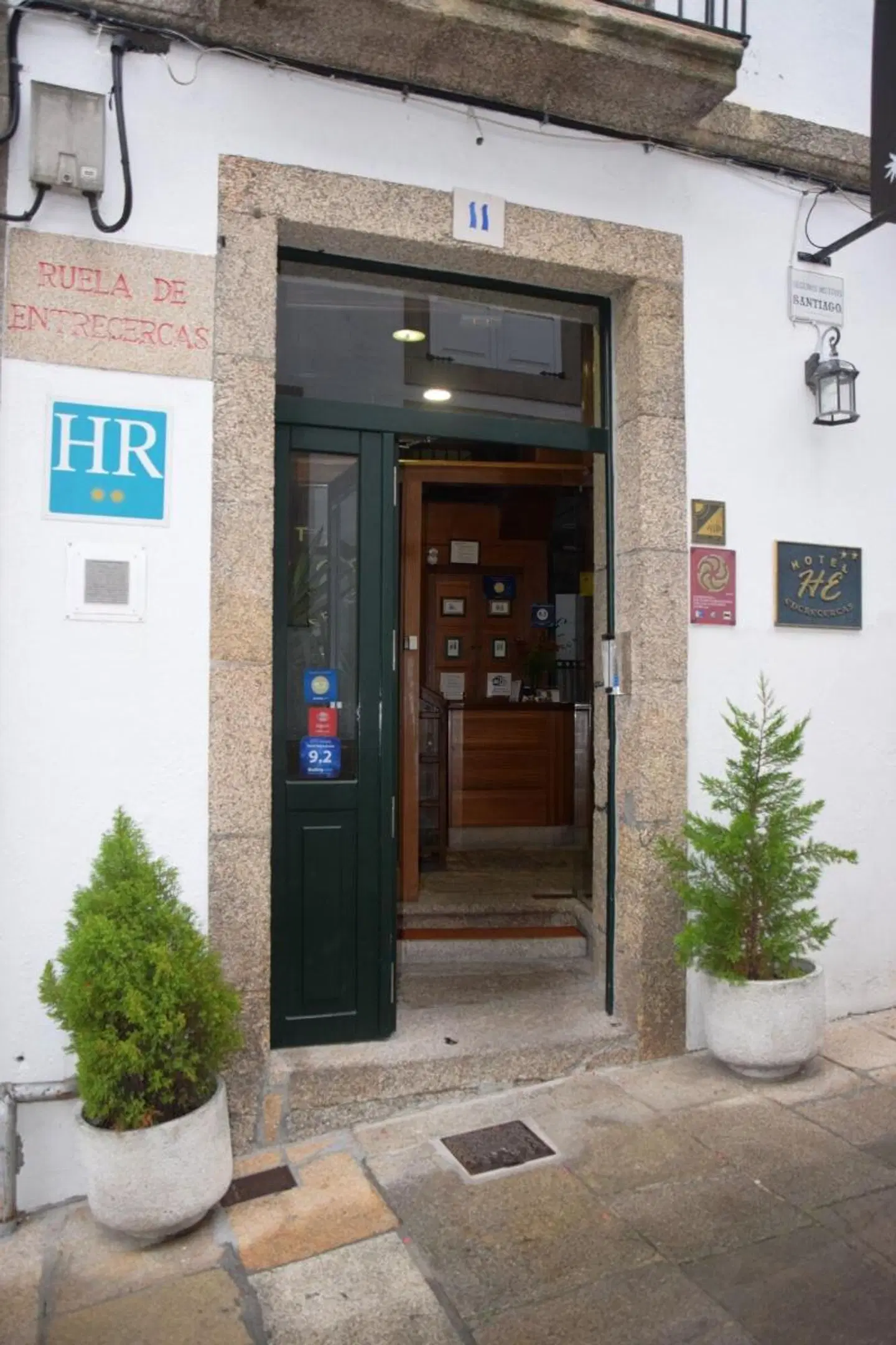 Entrecercas EXTERIOR