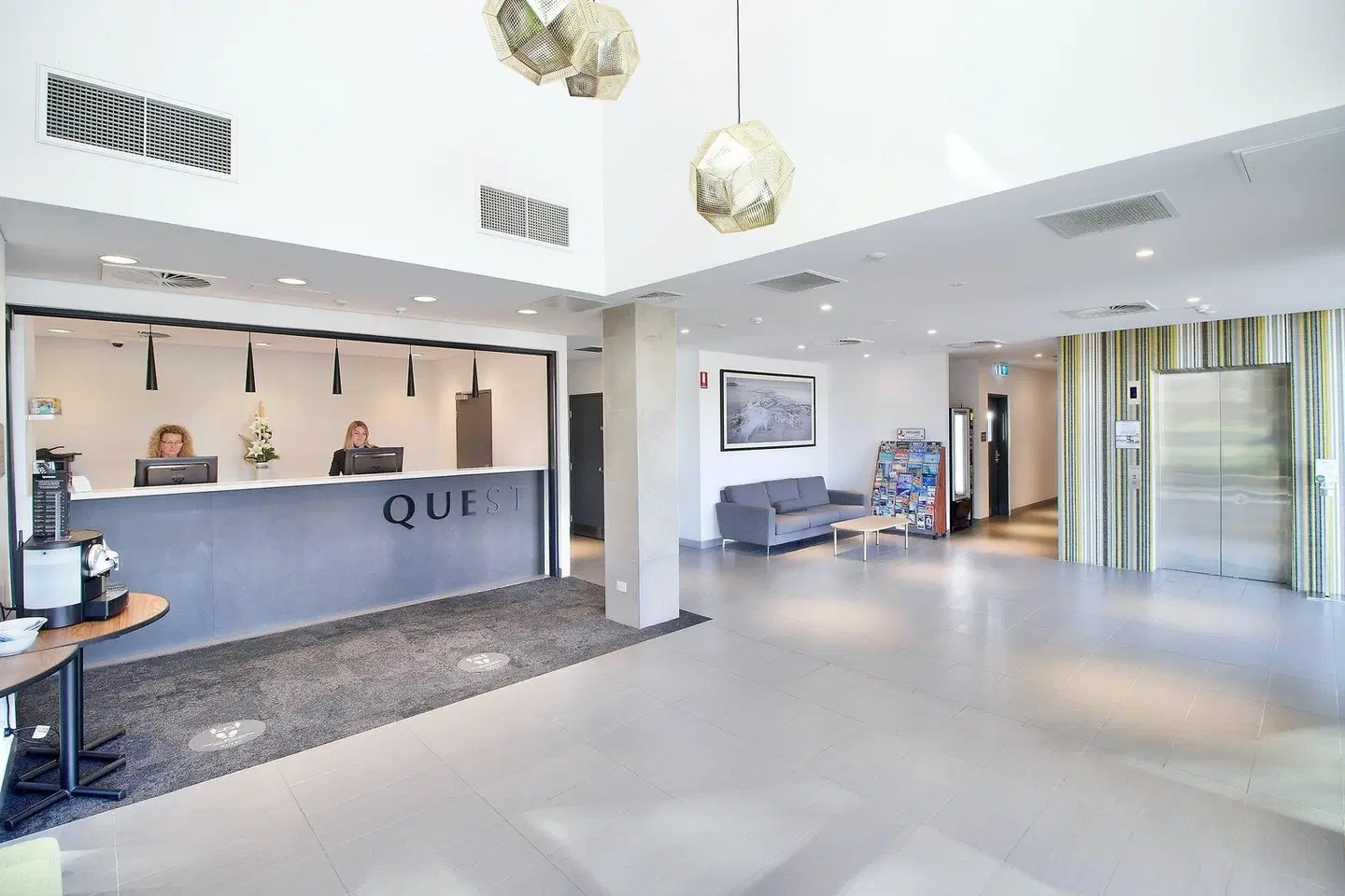 Quest Rockingham LOUNGE_LOBBY