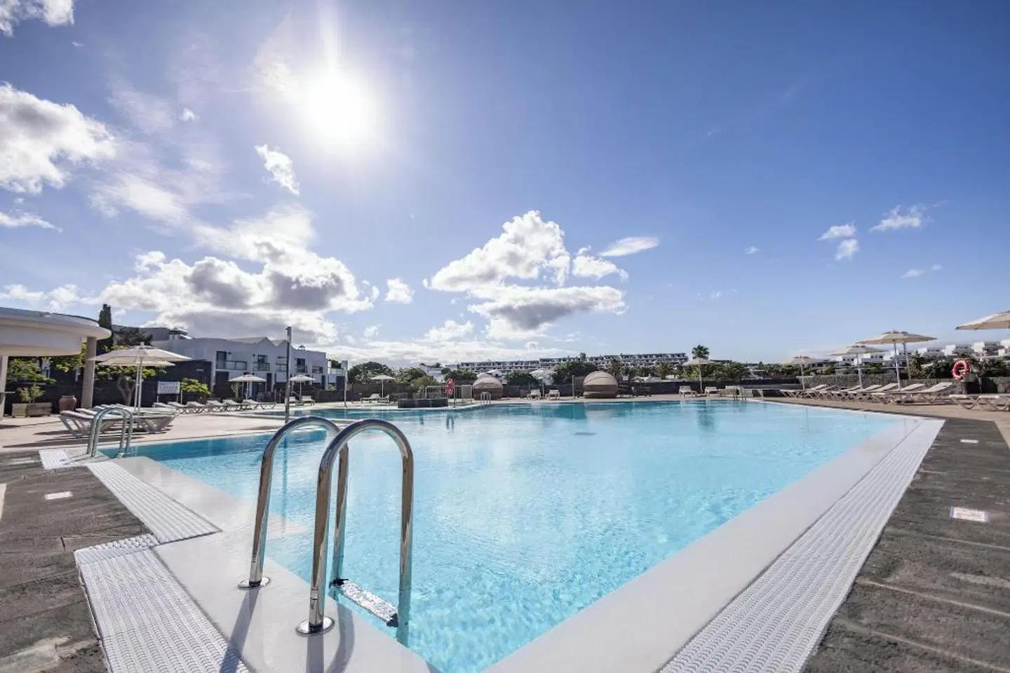 Caybeach Papagayos OUTDOOR_POOL