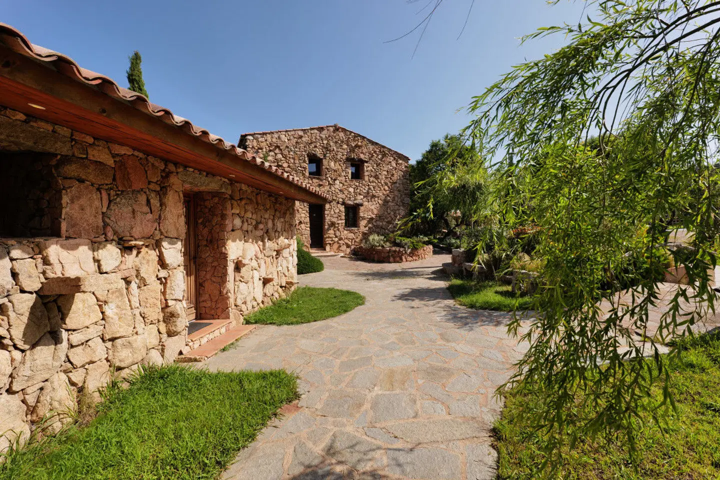 Domaine Pozzo de Mastri Garten