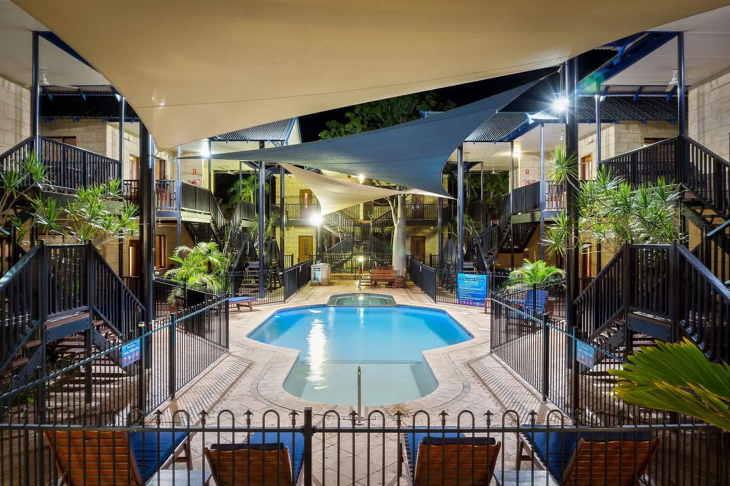 Blue Seas Resort Hallenbad