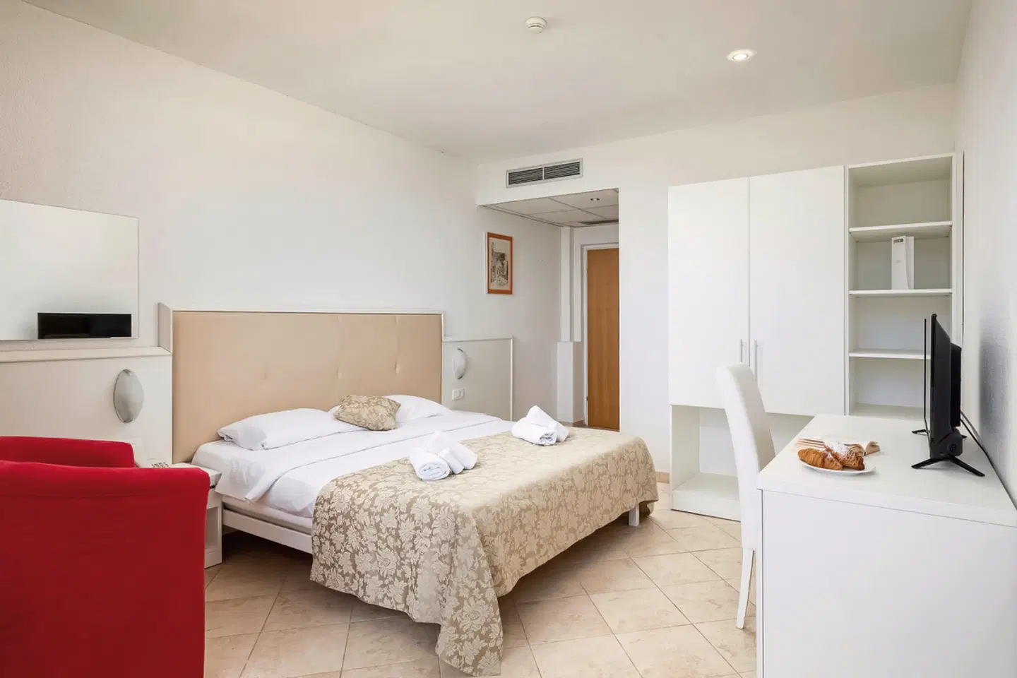 Hedera ROOM_EXAMPLE