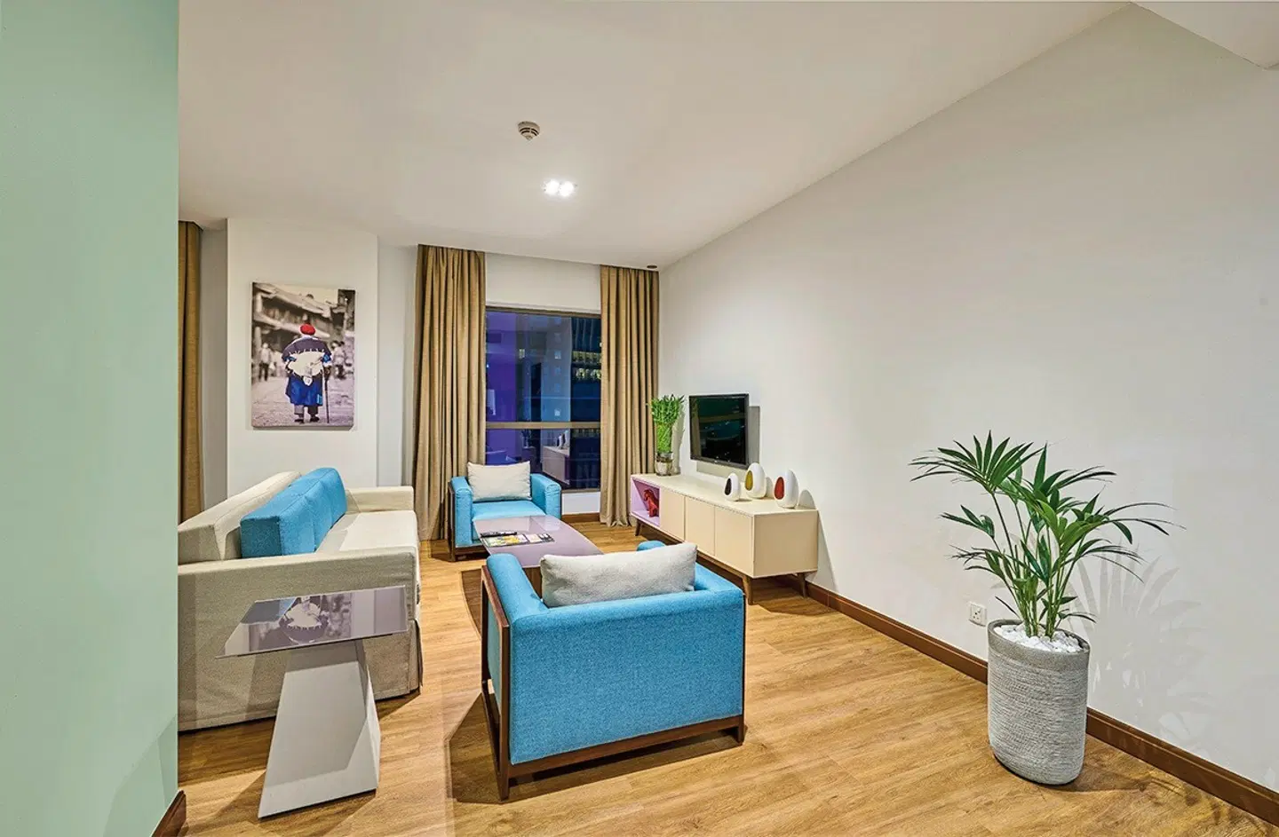 Ramada Hotel & Suites by Wyndham Dubai JBR ROOM_EXAMPLE
