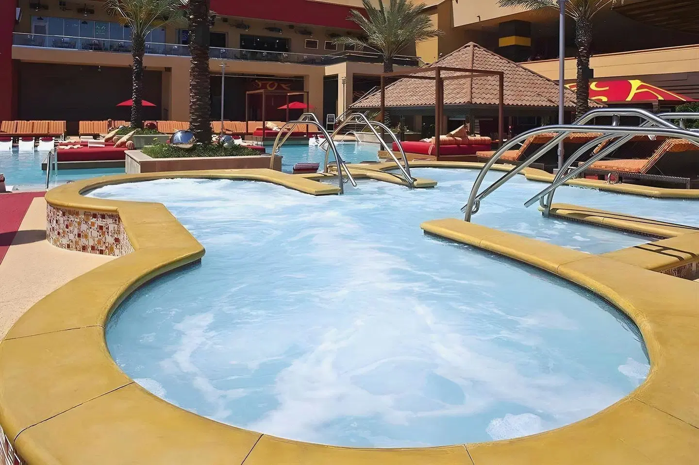 Golden Nugget Biloxi OUTDOOR_POOL