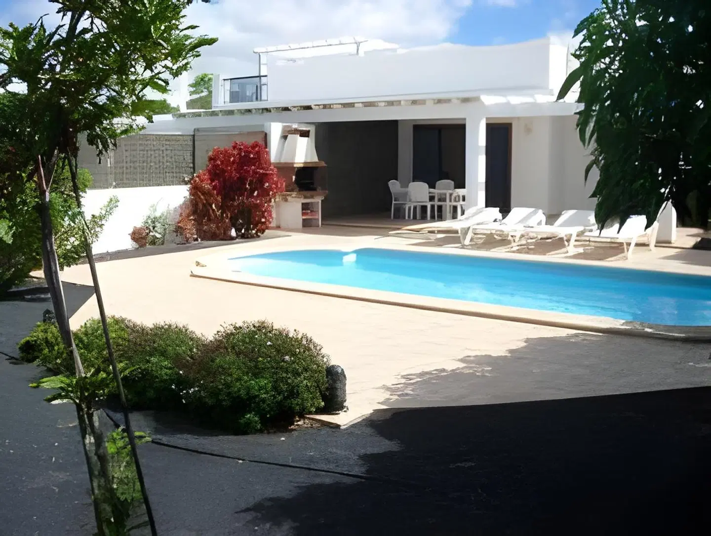 Villas Susaeta OUTDOOR_POOL