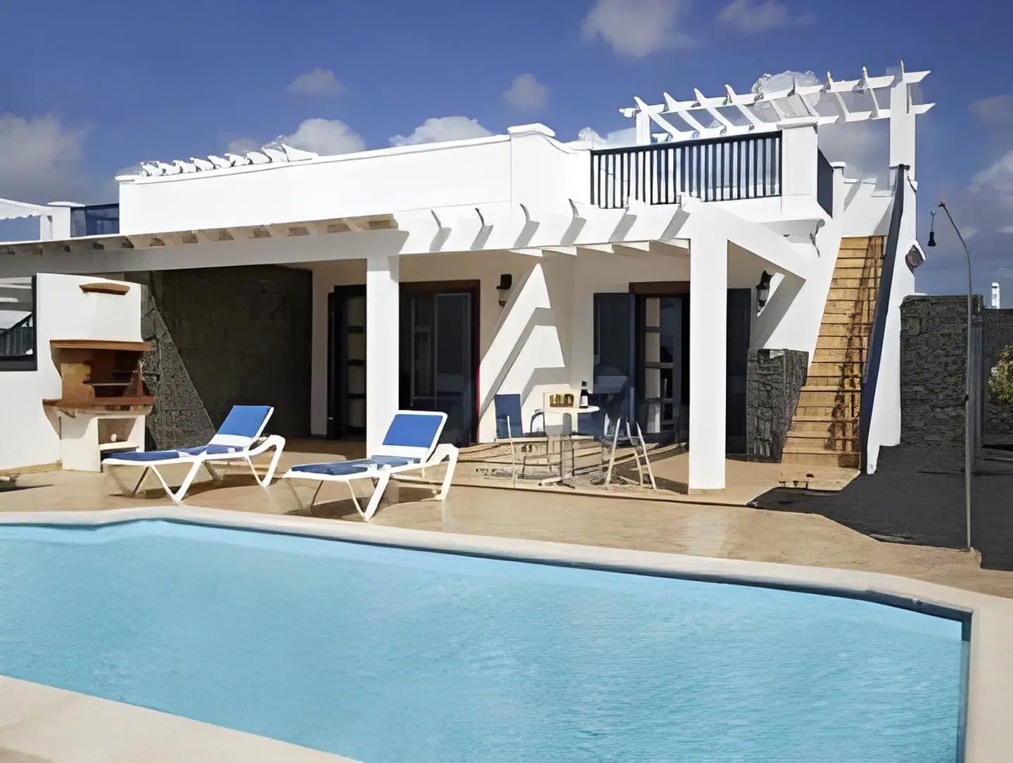 Villas Susaeta OUTDOOR_POOL
