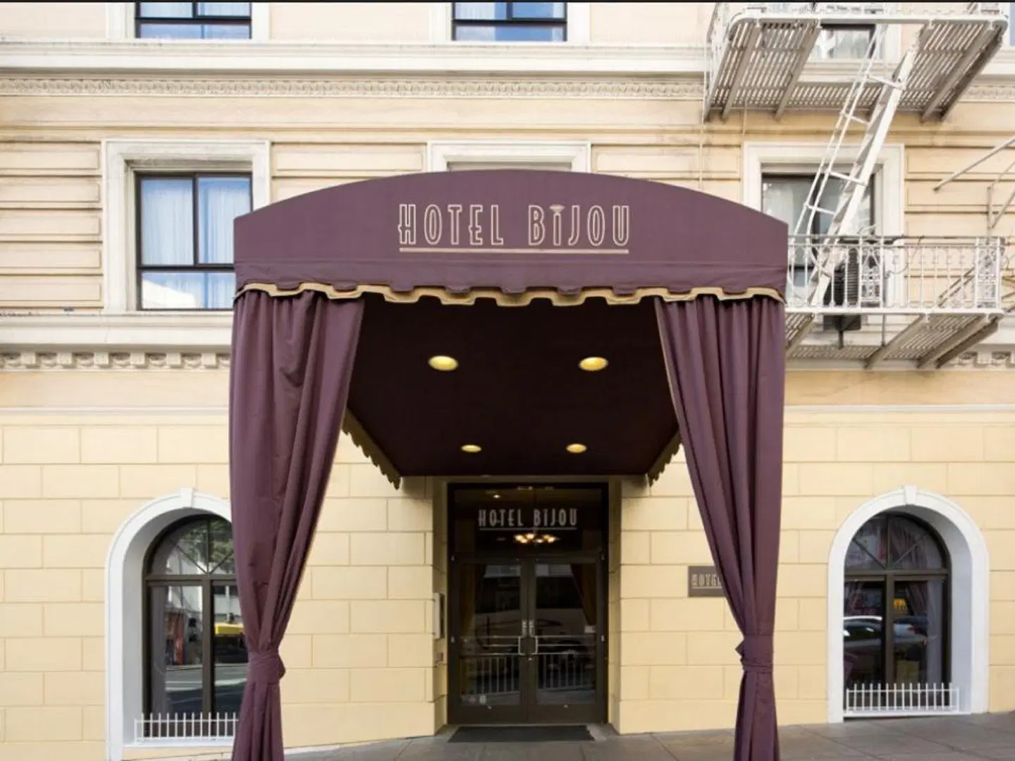 Bijou EXTERIOR