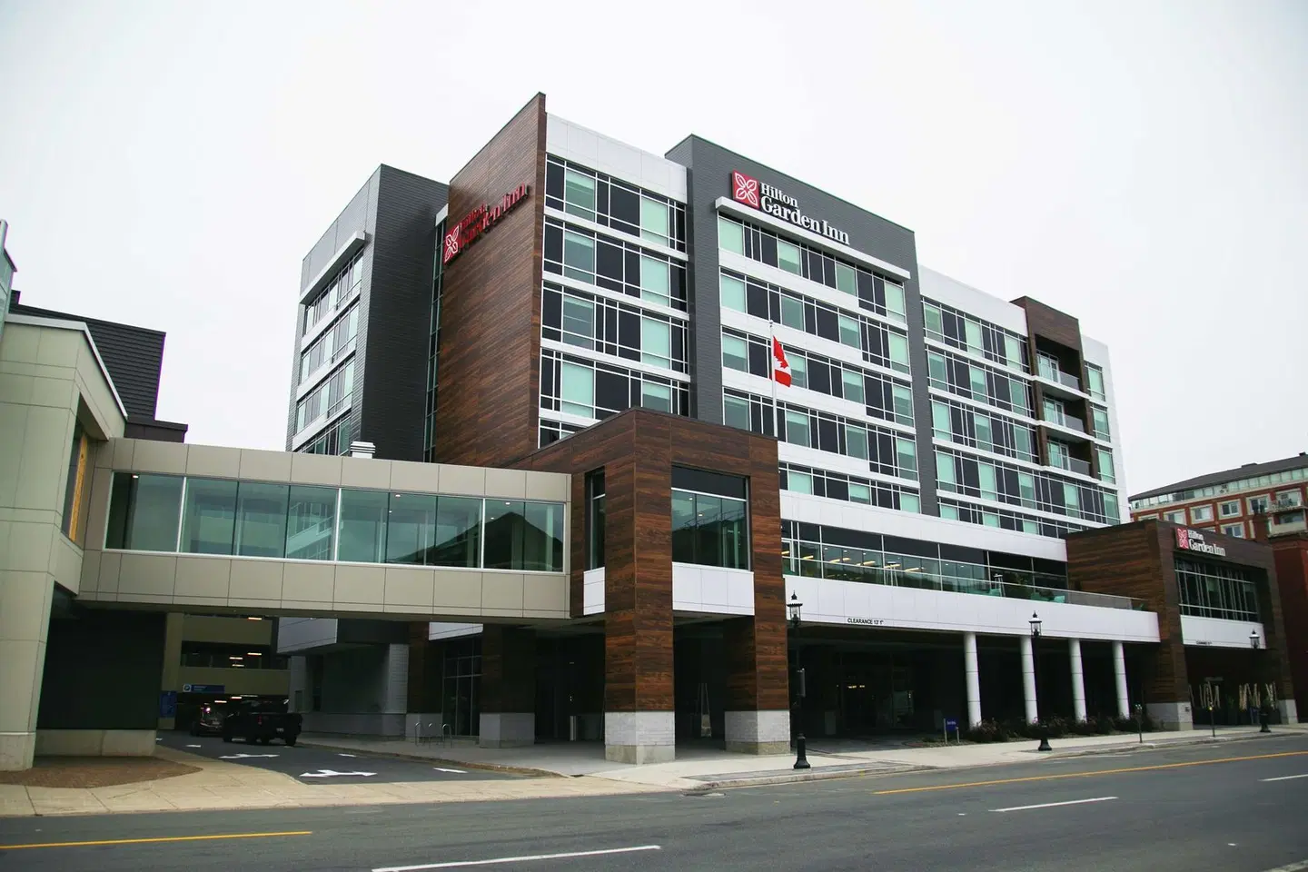 Hilton Garden Inn Fredericton EXTERIOR