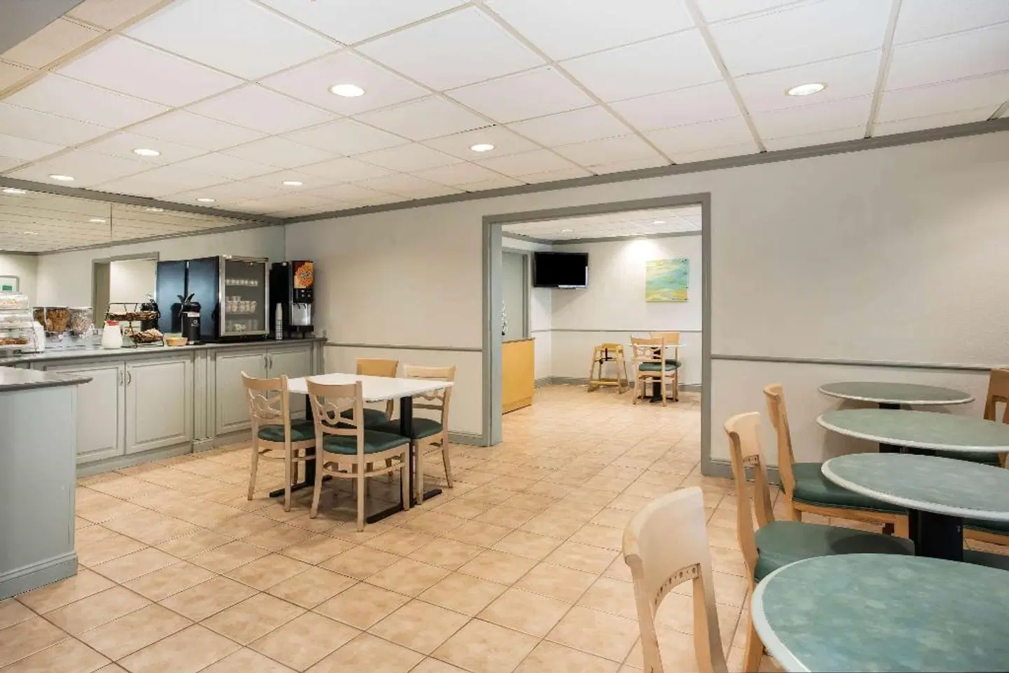 La Quinta Inn & Suites by Wyndham Melbourne Viera Bar