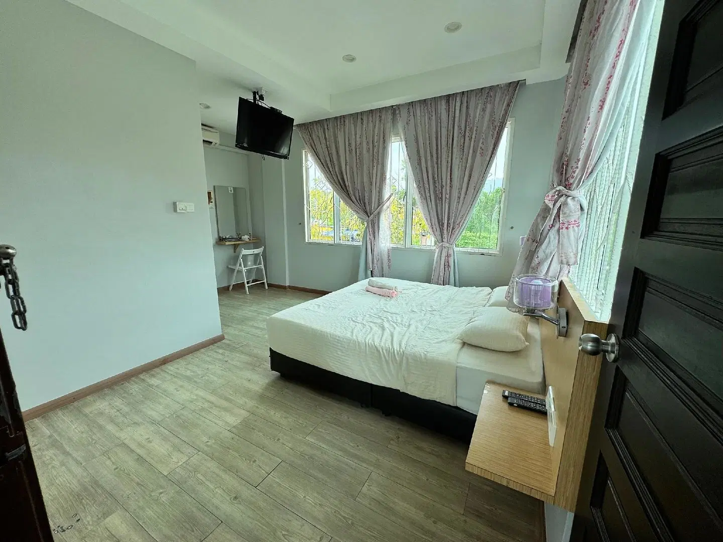 Tropical Villa Kuantan ROOM_EXAMPLE