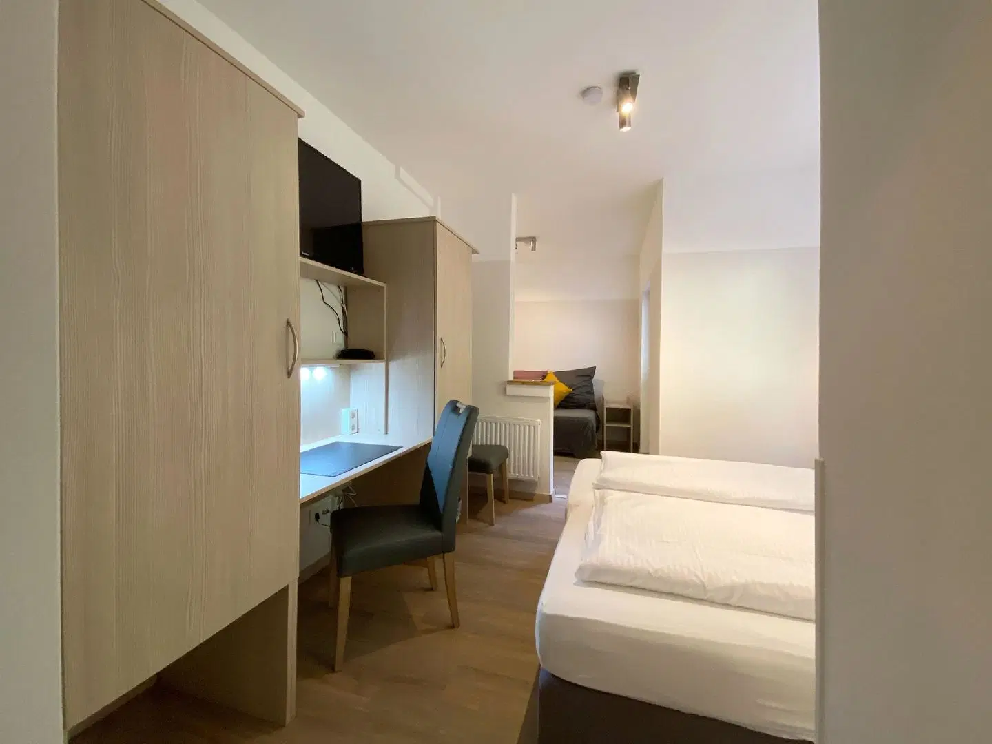 also an der Hardt ROOM_EXAMPLE