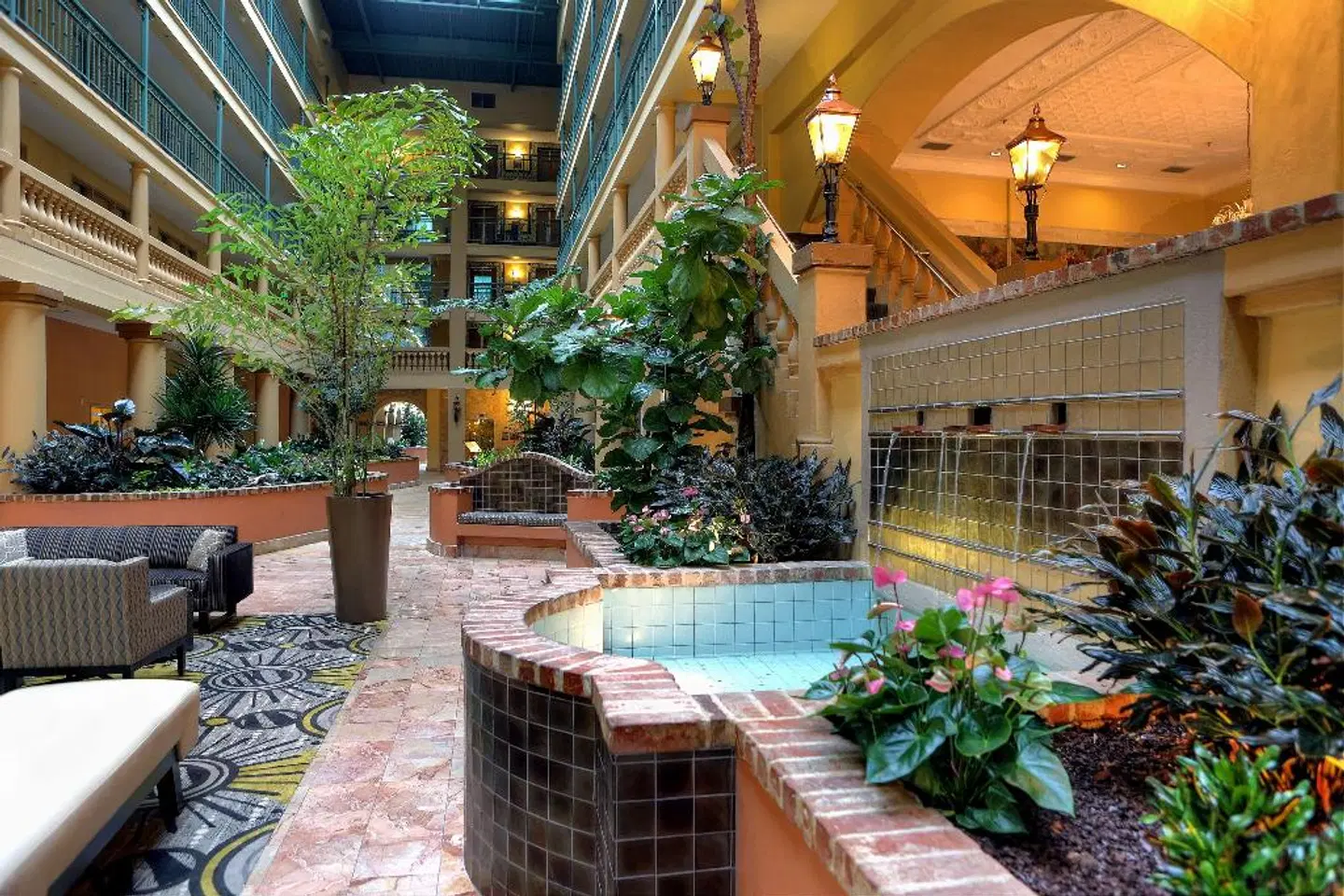 Embassy Suites by Hilton Los Angeles International Airport South OUTDOOR_POOL