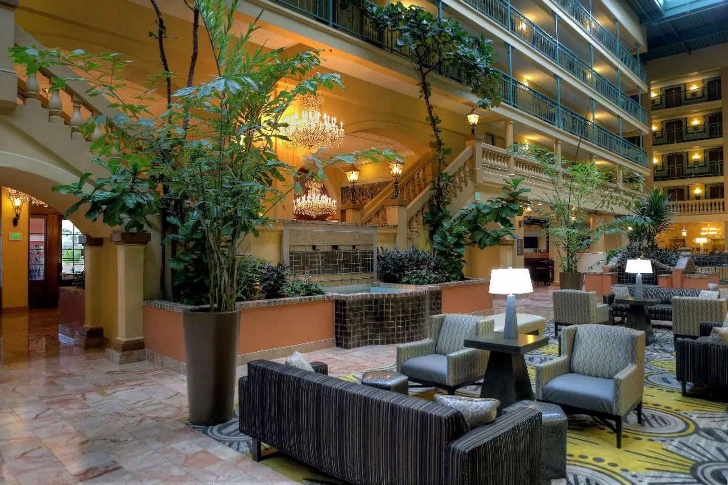 Embassy Suites by Hilton Los Angeles International Airport South LOUNGE_LOBBY
