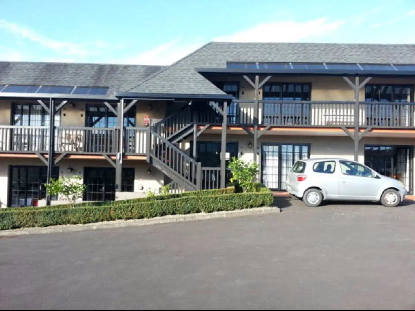 Knights Inn EXTERIOR