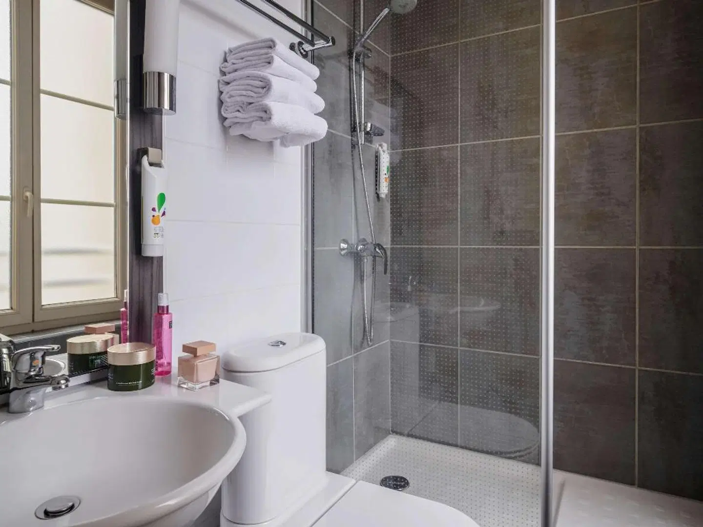 ibis Styles Nantes Centre Place Graslin Badezimmer