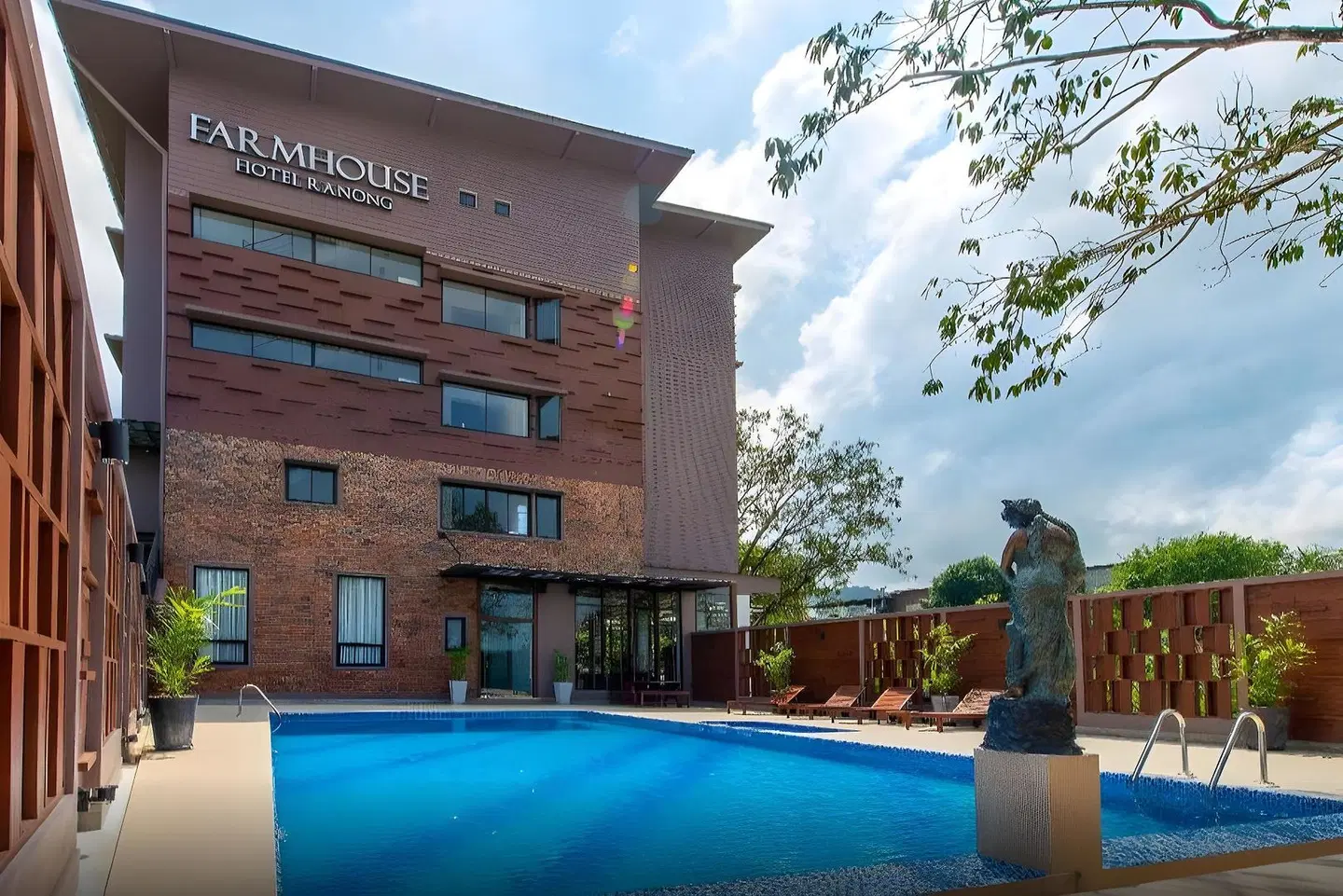 The Farm House Hotel Ranong EXTERIOR