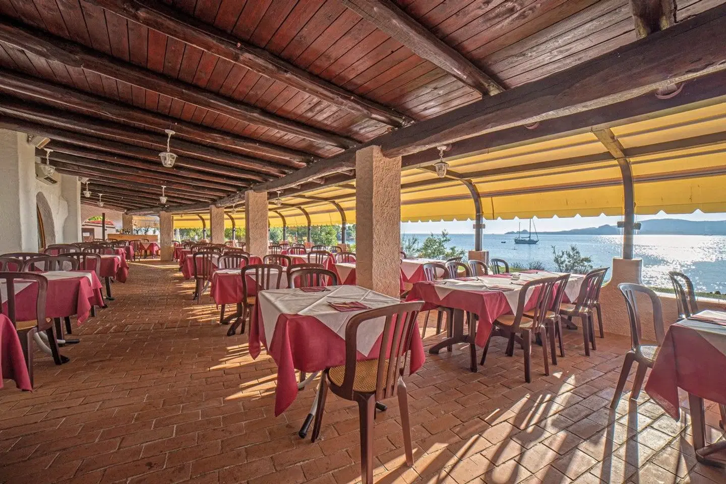 Centro Vacanze Isuledda Restaurant
