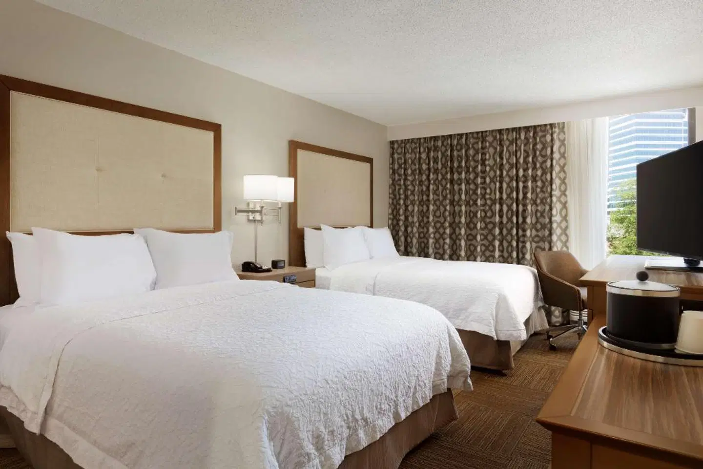 Hampton Inn Atlanta-Buckhead ROOM_EXAMPLE