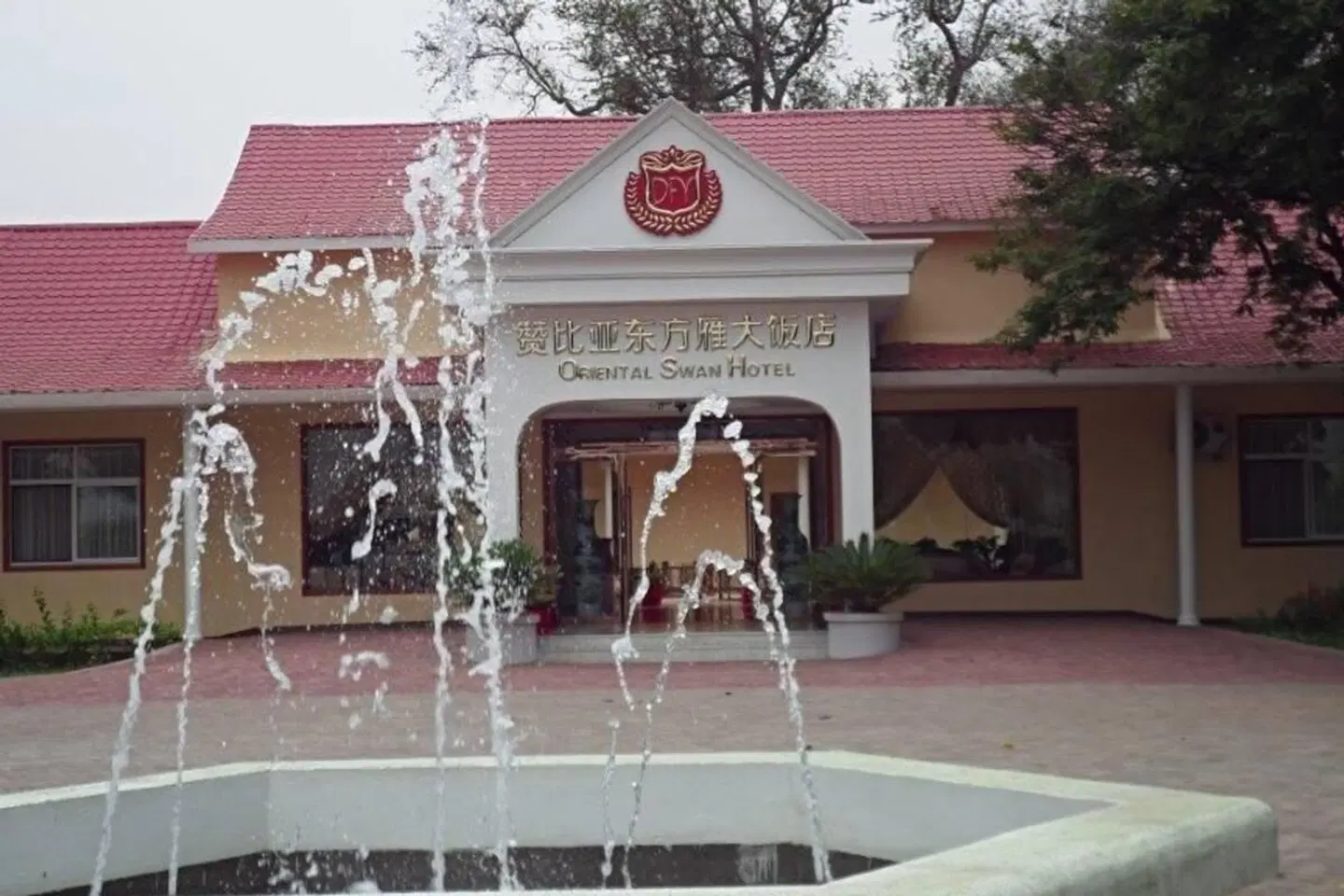 Oriental Swan Hotel EXTERIOR