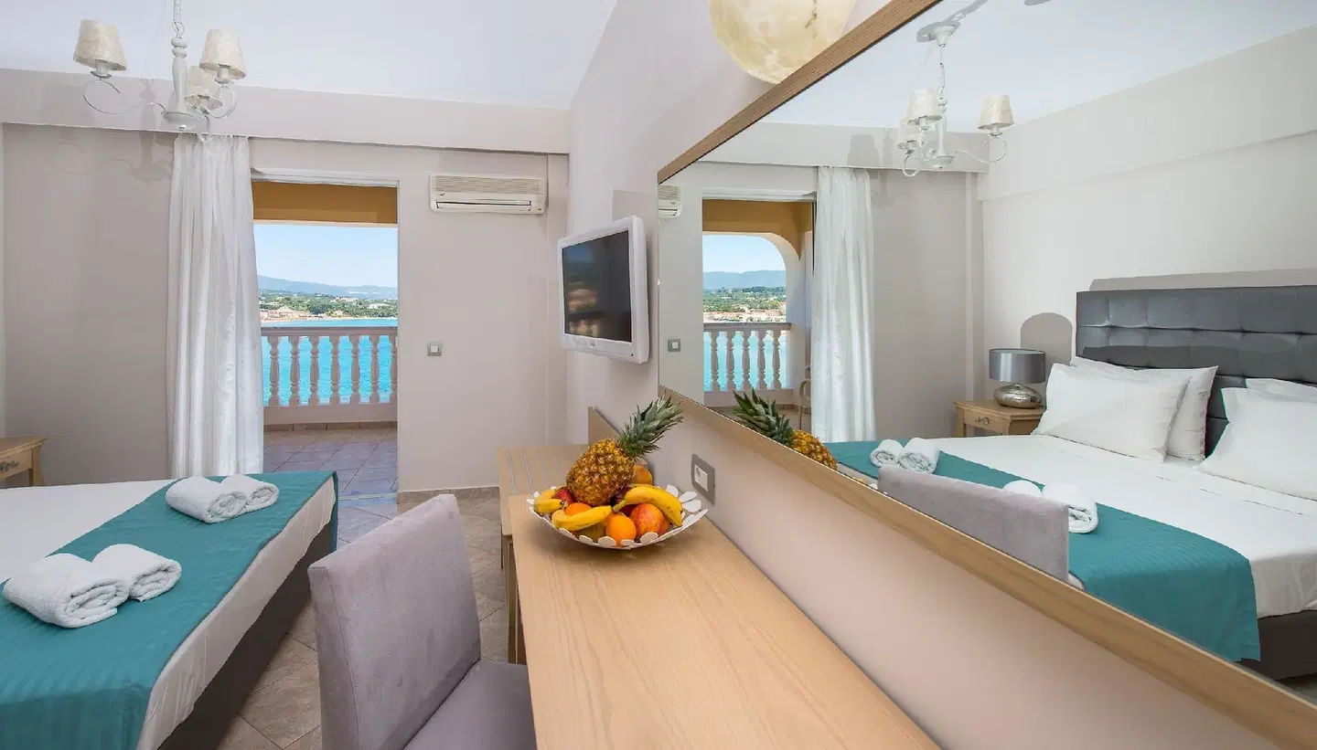 Balcony Hotel ROOM_EXAMPLE