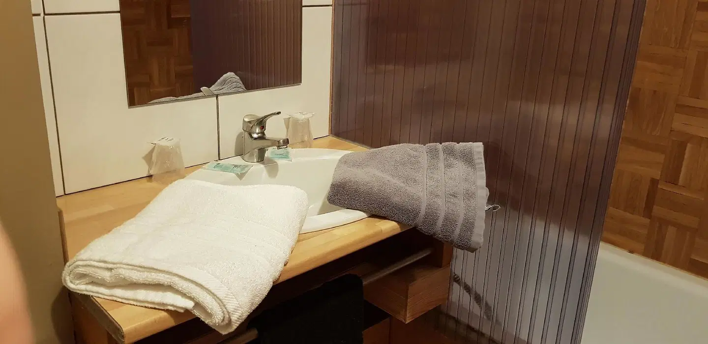 Bellevue HEALTH_BEAUTY