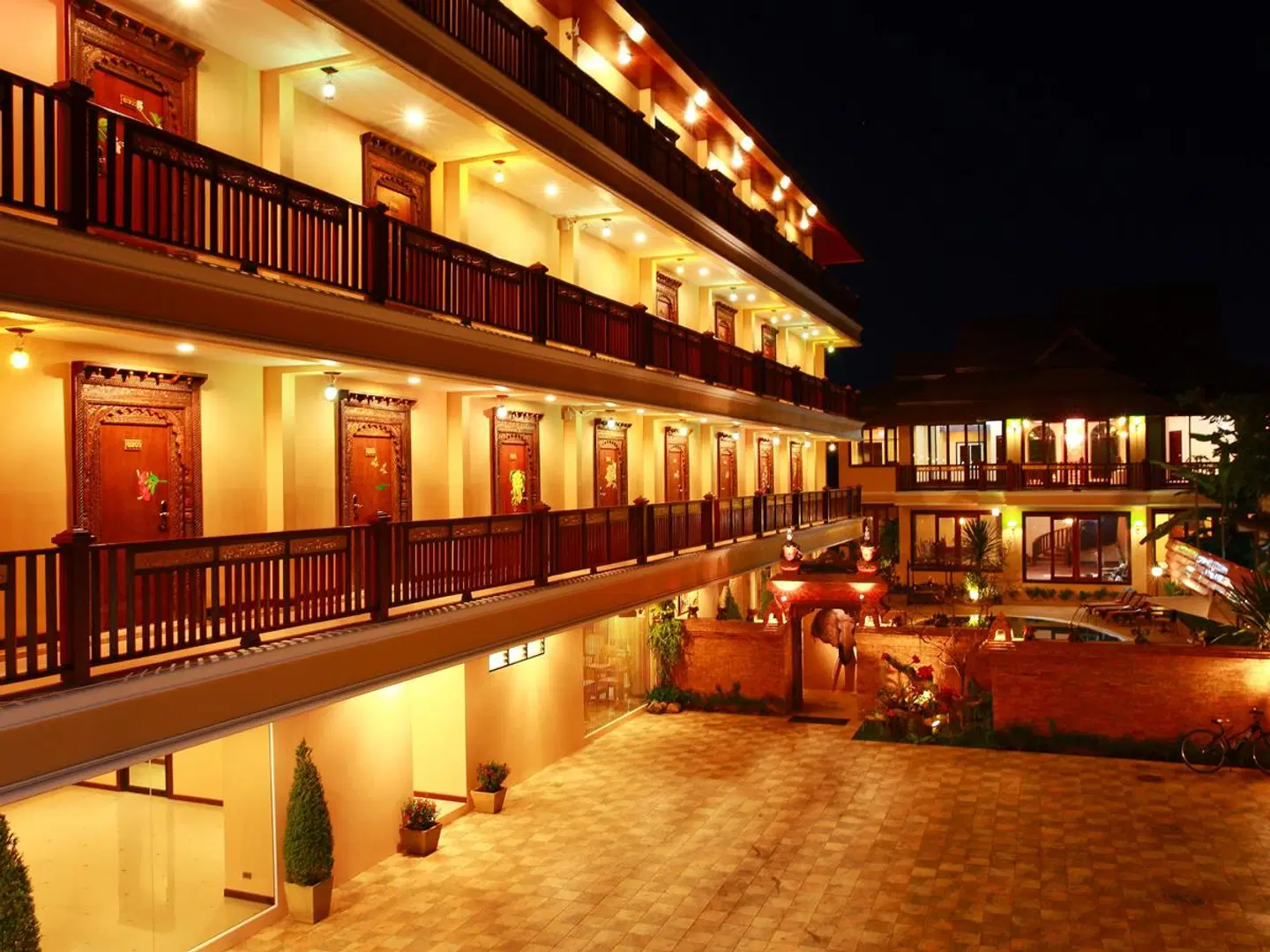 At Chiang Mai Hotel  (SHA Extra Plus) BAR