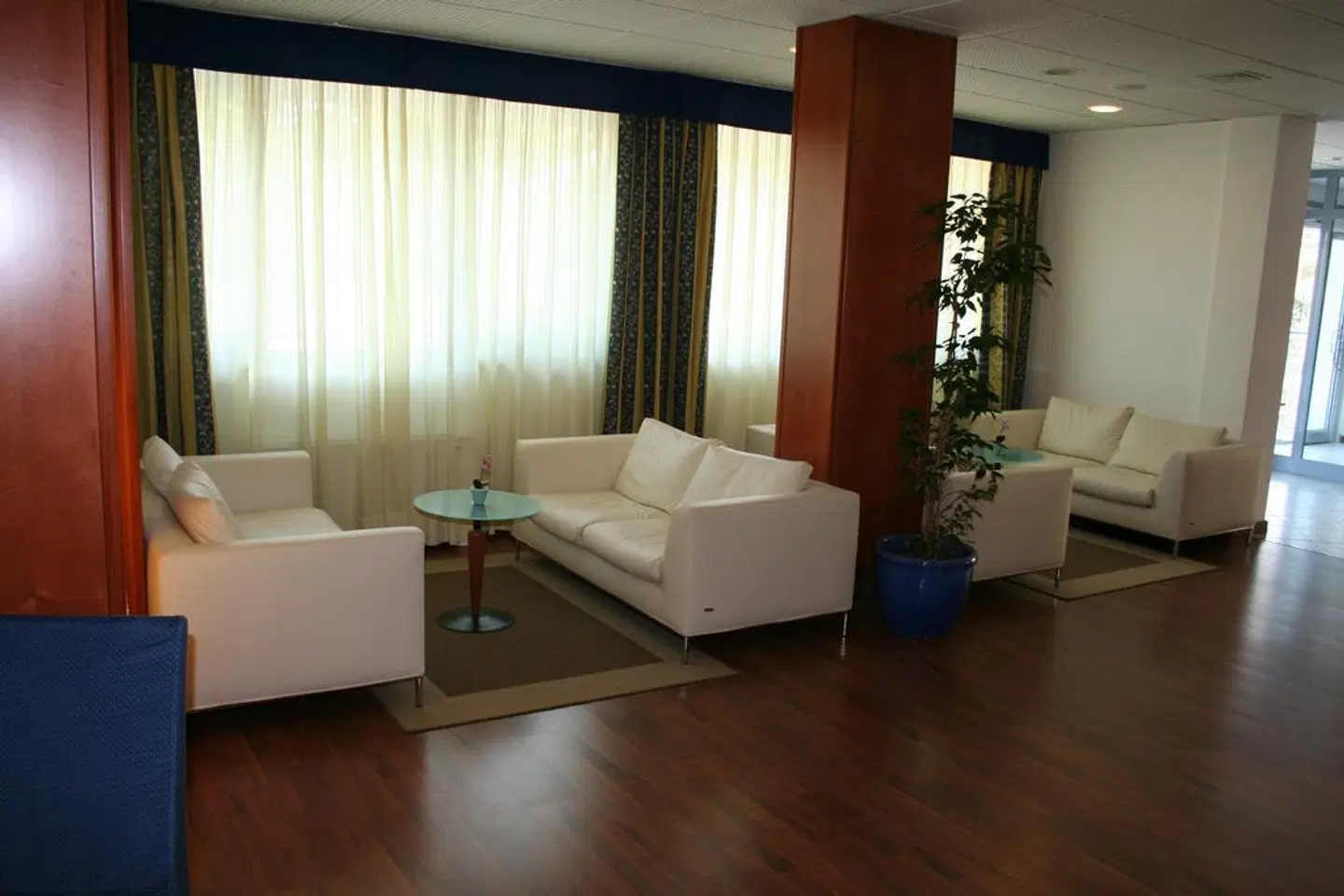 Rialto ROOM_EXAMPLE