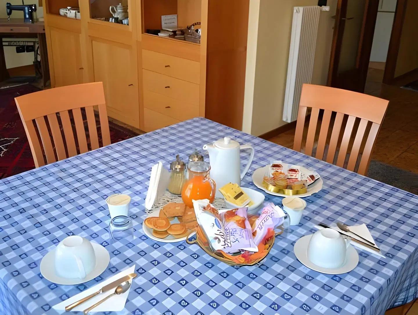 Villa Lattes ROOM_EXAMPLE