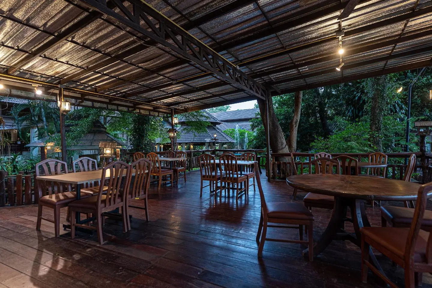 The Legacy River Kwai Resort Restaurant