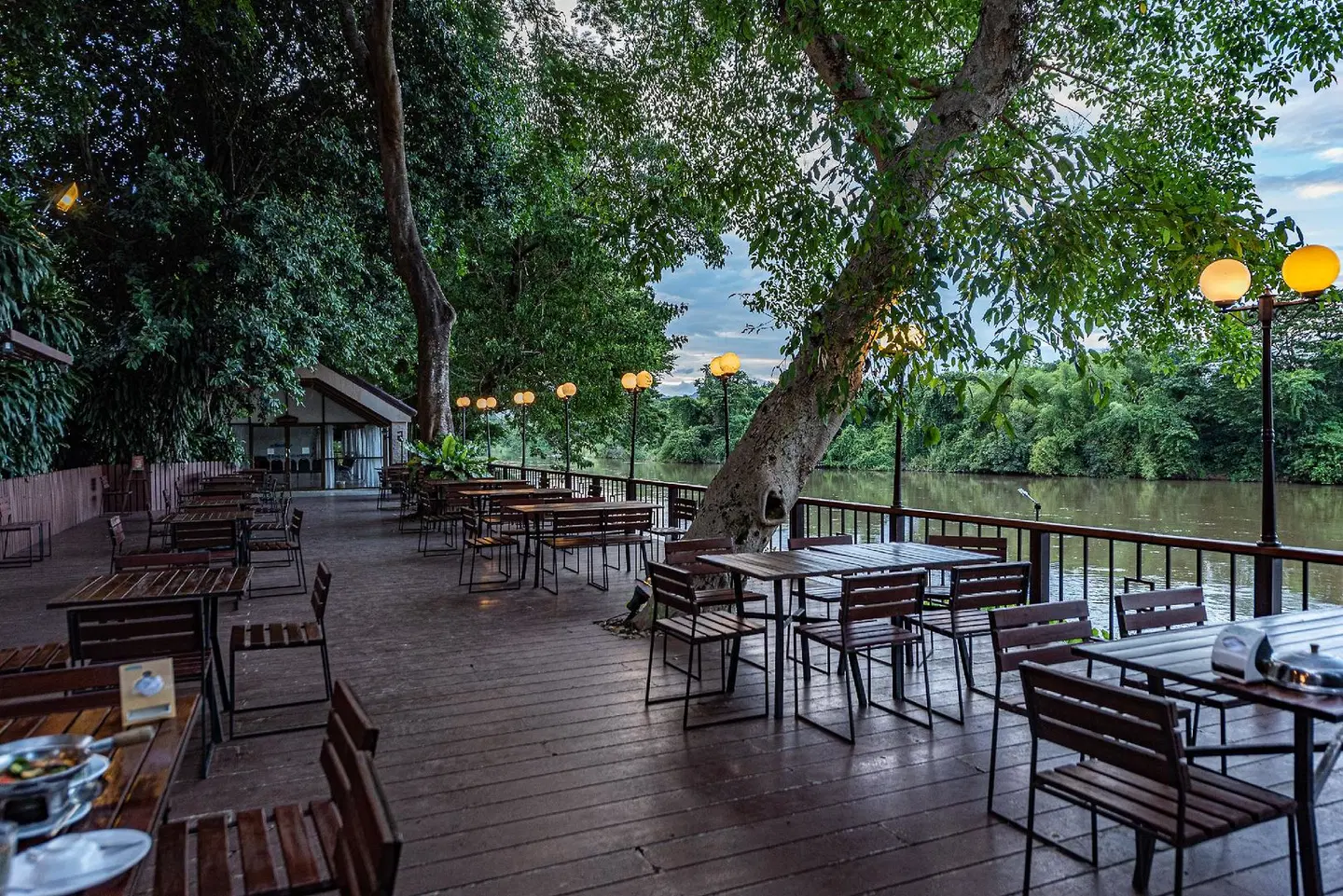 The Legacy River Kwai Resort Terrasse