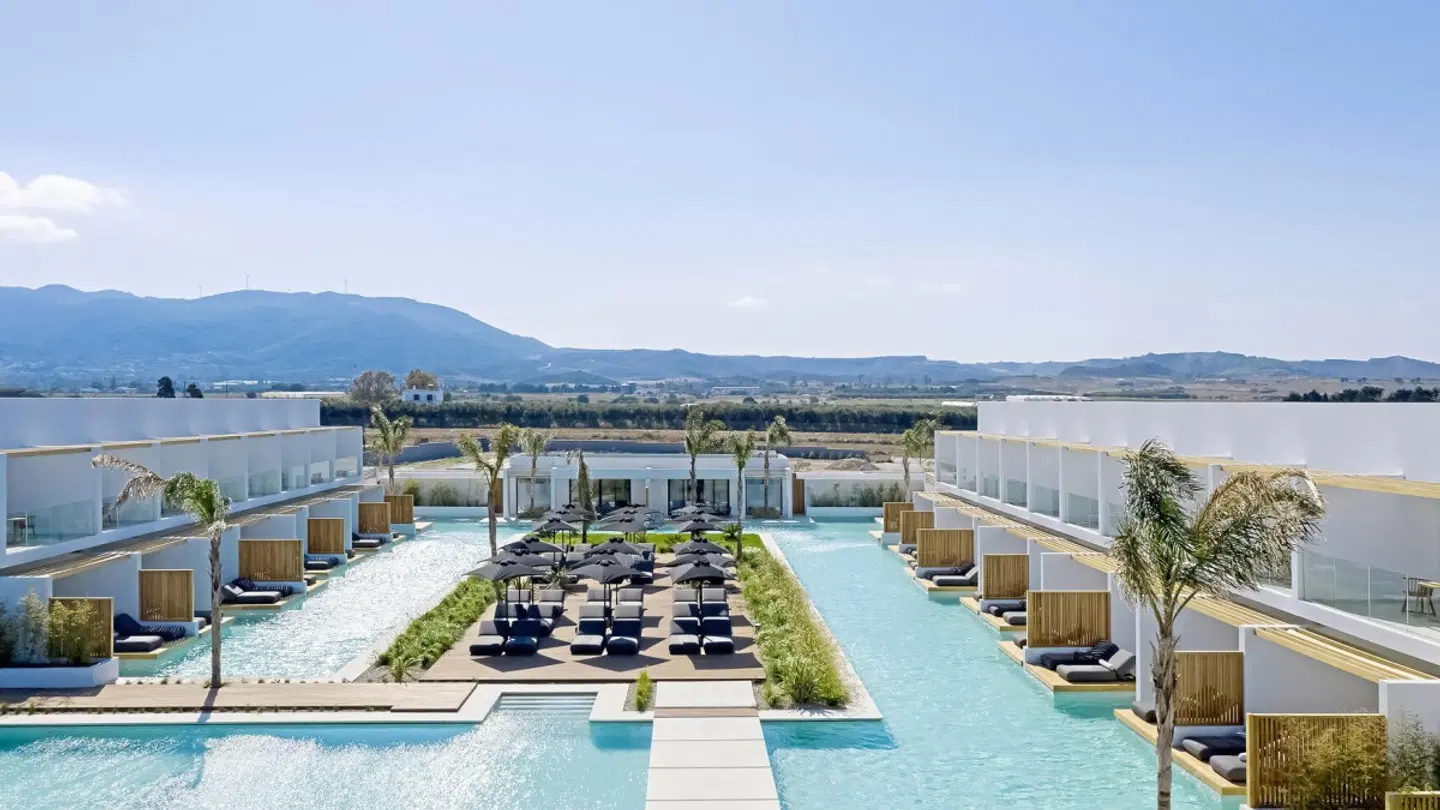 D'Andrea Lagoon OUTDOOR_POOL