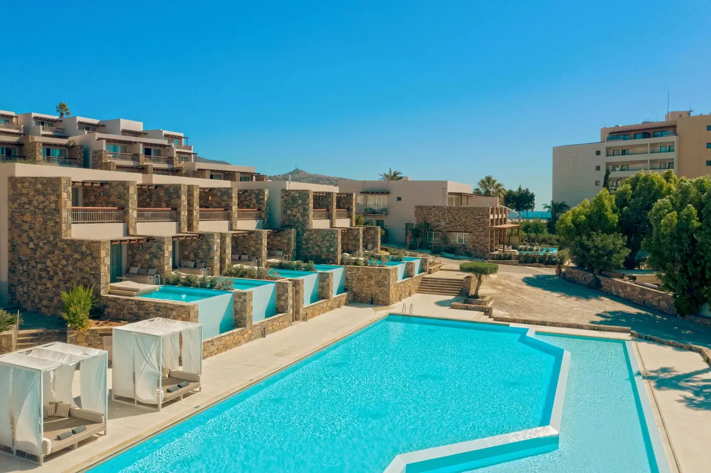 Zeus Eleva Mirabello Bay OUTDOOR_POOL