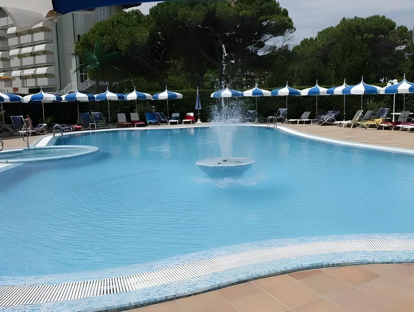 Hotel Principe OUTDOOR_POOL