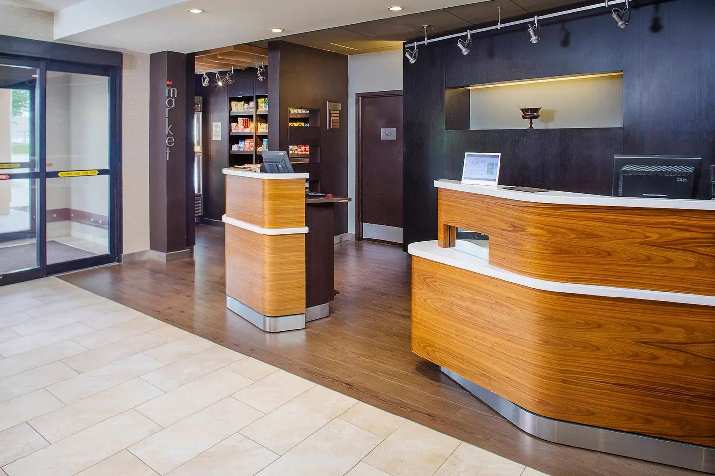 Courtyard by Marriott Richmond Airport LOUNGE_LOBBY