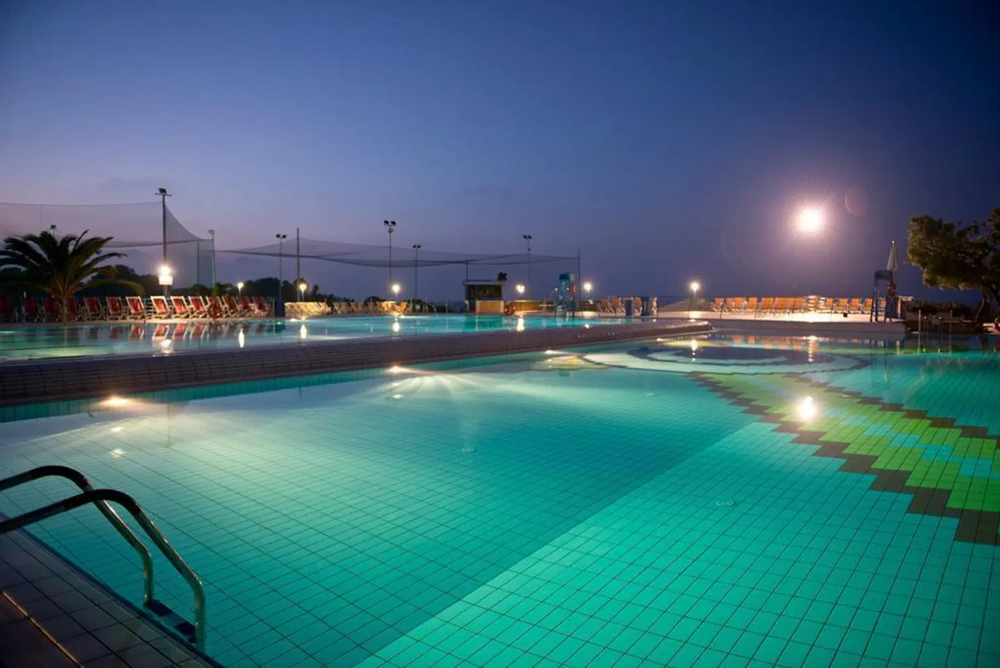 Corvino Resort OUTDOOR_POOL